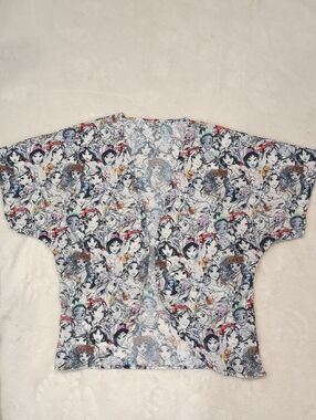 Women’s Printed Short Sleeve Cover Up Top in Disney Princesses